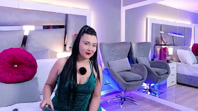 Evangeline Taylorr online show from April 4, 2026, 3:29 pm