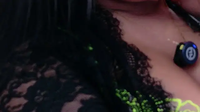 Snapshot of Evangeline_Taylorr chatting on June 24, 2026, 2:26 pm Evangeline Taylorr online show from June 24, 2026, 2:26 pm