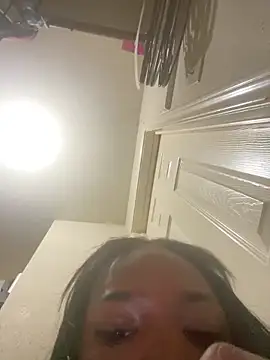 magicalc00ch online show from December 21, 2025, 5:53 am