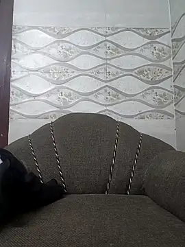 MohiniHott online show from March 20, 2025, 8:20 am