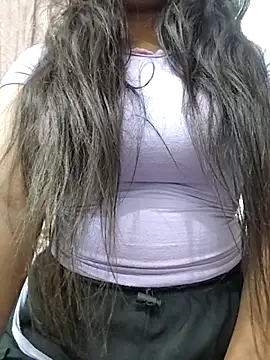 MohiniHott online show from December 14, 2025, 7:58 am