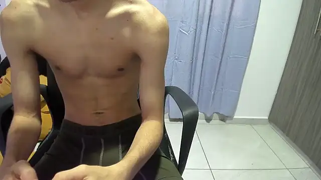 isaaclatino online show from October 16, 2025, 8:39 pm