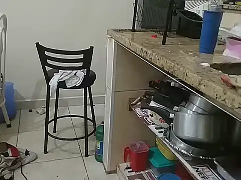 Snapshot of pikalindaxx chatting on January 16, 2025, 2:30 am pikalindaxx online show from January 16, 2025, 2:30 am