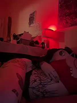 naygotfans online show from March 18, 2025, 12:51 am