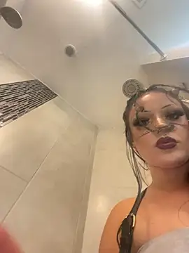 tatted-bitty online show from October 1, 2025, 2:49 am