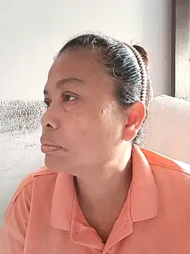 Snapshot of Fon_Bigboobs chatting on November 26, 2025, 9:31 am Fon Bigboobs online show from November 26, 2025, 9:31 am