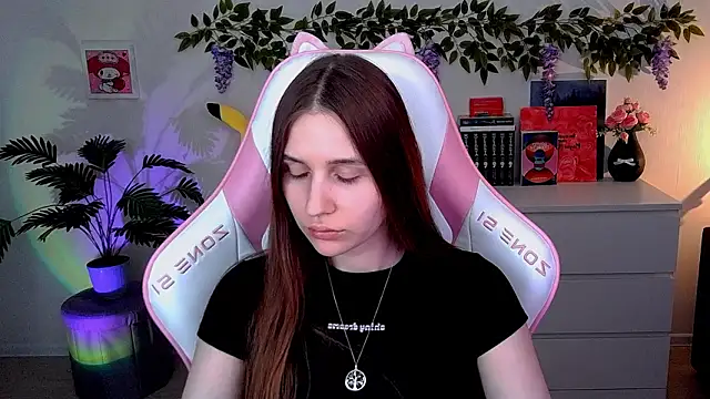 AliceCharmy online show from March 20, 2026, 4:08 pm