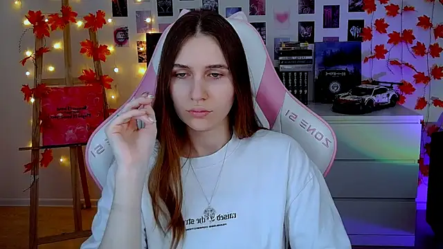 Snapshot of AliceCharmy chatting on November 28, 2025, 7:08 am AliceCharmy online show from November 28, 2025, 7:08 am