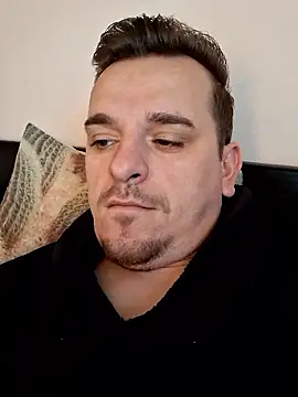 Huge cock22cm online show from January 13, 2026, 6:39 am