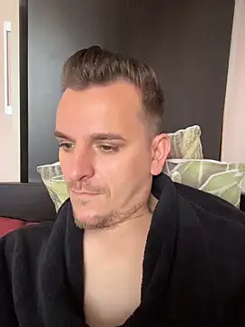 Huge cock22cm online show from June 3, 2026, 8:04 am