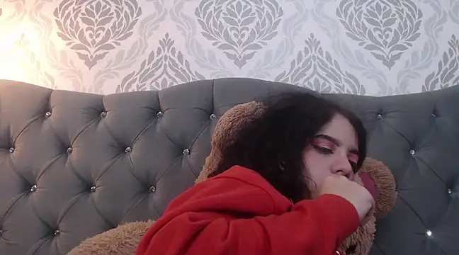 EmmaCowperr online show from March 11, 2025, 12:00 am