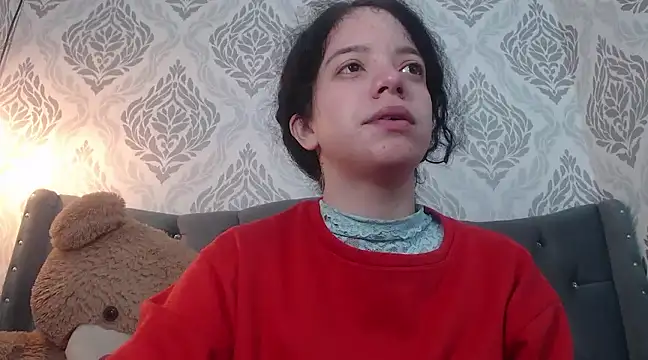 EmmaCowperr online show from March 4, 2025, 12:55 pm