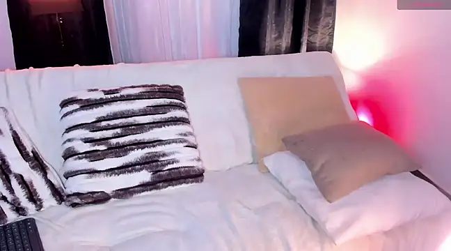 Josep Davies online show from March 20, 2025, 5:35 am