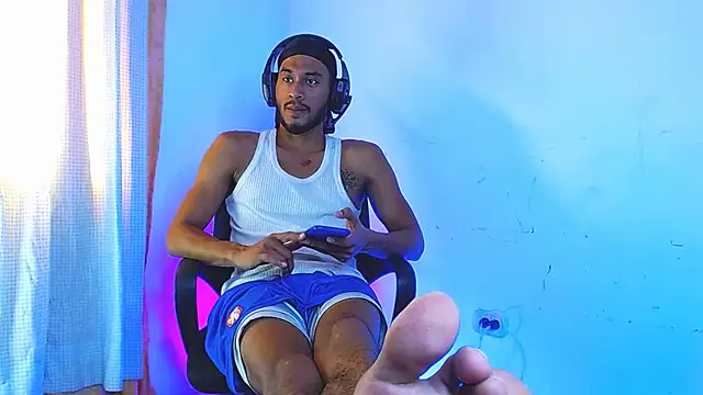 Snapshot of DanteSantoro chatting on January 7, 2026, 7:52 pm DanteSantoro online show from January 7, 2026, 7:52 pm