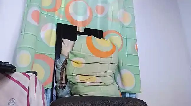 Snapshot of DanteSantoro chatting on February 11, 2025, 1:41 pm DanteSantoro online show from February 11, 2025, 1:41 pm