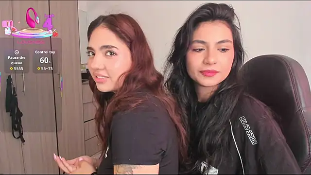 Dahian-peach online show from November 22, 2025, 8:18 pm