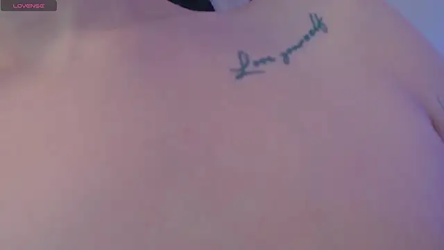 Snapshot of jesselines_ chatting on February 16, 2026, 8:07 pm jesselines online show from February 16, 2026, 8:07 pm