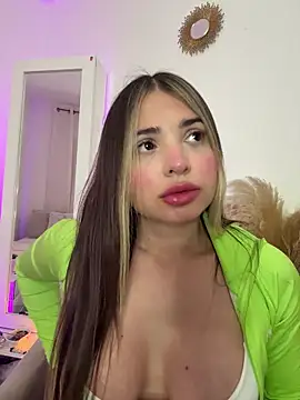 Ashleyjenner  online show from January 14, 2026, 1:42 am