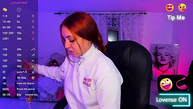 KetziaDoll online show from January 19, 2026, 3:43 am