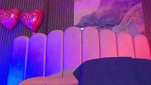 Snapshot of hot_dione chatting on February 20, 2026, 7:16 pm hot dione online show from February 20, 2026, 7:16 pm