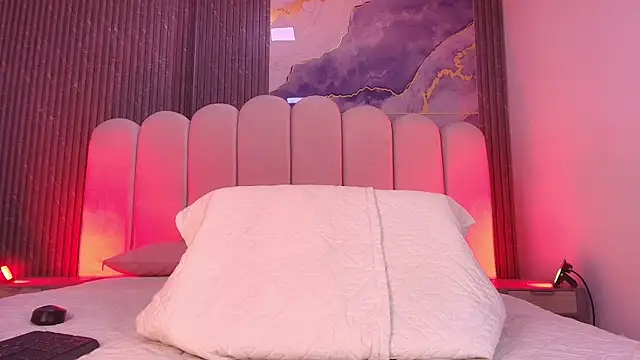 hot dione online show from January 13, 2026, 7:18 pm