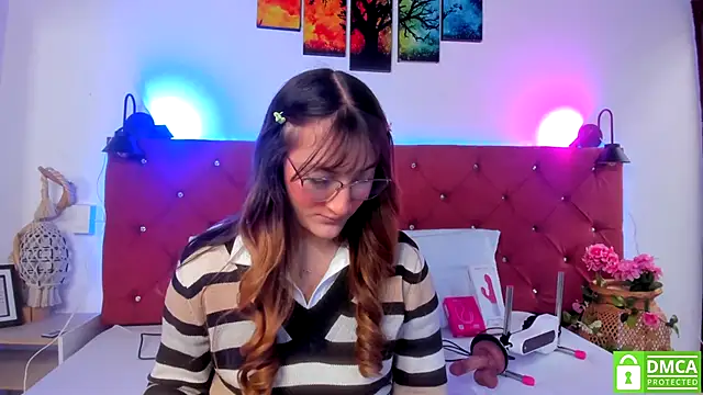 Ruth harvey  online show from December 3, 2025, 2:49 pm