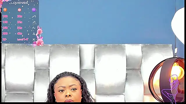 CamilaBenitez online show from November 30, 2025, 1:28 am