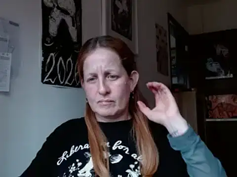 ViioletaMora online show from April 14, 2026, 7:08 pm