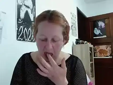 ViioletaMora online show from February 19, 2026, 11:45 pm