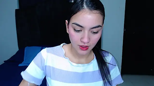 Ariel Zeo1 online show from March 26, 2026, 7:12 pm