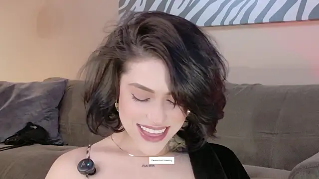 Hannah Borbon online show from January 12, 2026, 1:23 am