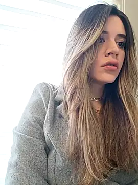 maliciaworld online show from February 18, 2025, 5:09 pm