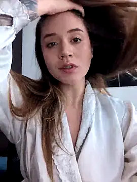 maliciaworld online show from February 8, 2026, 8:06 pm