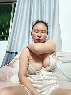xiaoxuer online show from July 17, 2026, 8:28 pm