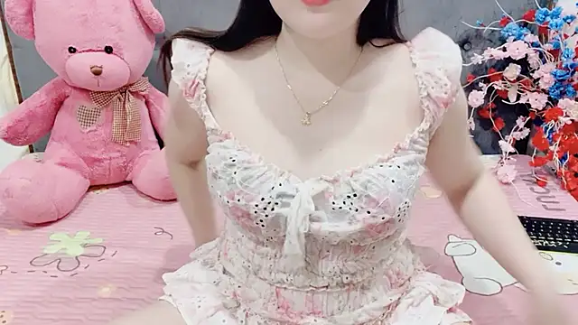 Snapshot of Funikio chatting on February 22, 2026, 1:41 am Funikio online show from February 22, 2026, 1:41 am