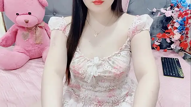 Snapshot of Funikio chatting on February 7, 2026, 1:30 pm Funikio online show from February 7, 2026, 1:30 pm