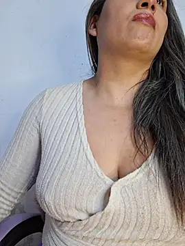Snapshot of Zoe_Nasty chatting on April 25, 2026, 10:07 am Zoe Nasty online show from April 25, 2026, 10:07 am