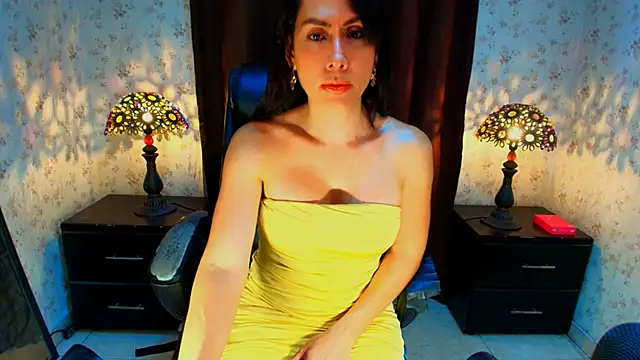Snapshot of jewellzafiro chatting on July 1, 2026, 5:35 pm jewellzafiro online show from July 1, 2026, 5:35 pm