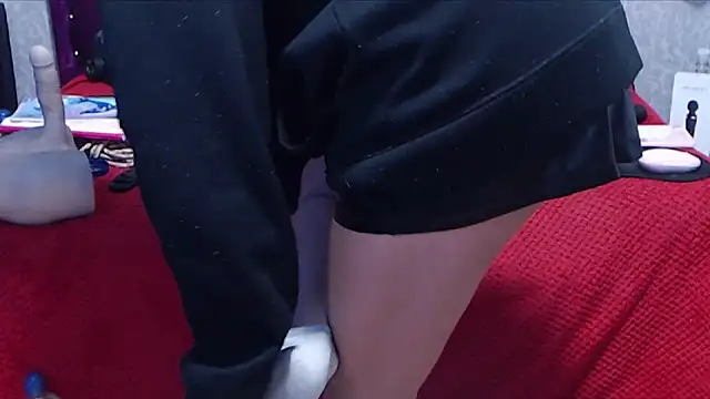 AyshaScott online show from September 20, 2025, 1:27 pm