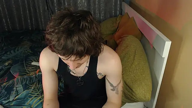 axxxturel online show from September 26, 2025, 4:58 pm