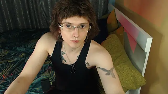 axxxturel online show from September 25, 2025, 7:31 pm