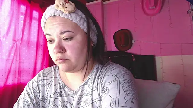 NikkiRous  online show from February 23, 2026, 1:33 pm