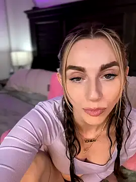 BrattyBae xo online show from September 25, 2025, 7:31 pm