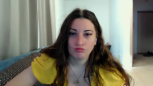 Helen Adams  online show from May 7, 2026, 5:33 am