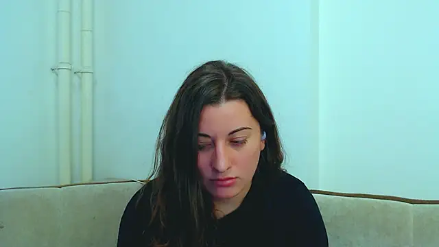 Helen Adams  online show from March 6, 2025, 9:47 am