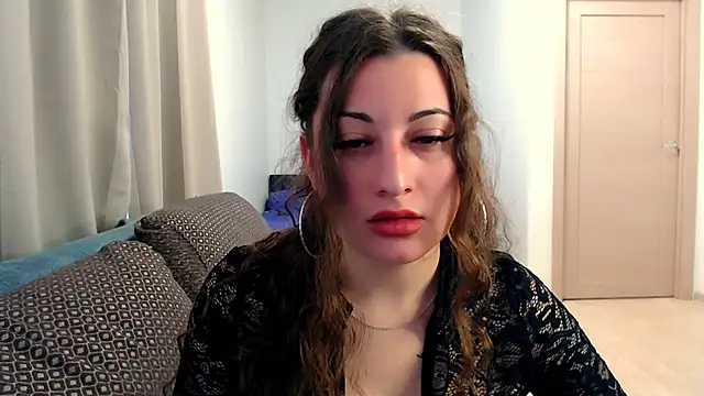 Helen Adams  online show from April 23, 2026, 6:53 am