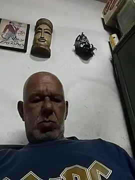 Snapshot of FabiQuilmes chatting on October 4, 2025, 12:56 am FabiQuilmes online show from October 4, 2025, 12:56 am