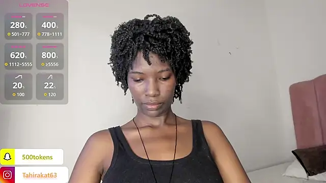 Snapshot of Tahira_21_ chatting on June 28, 2026, 7:42 pm Tahira 21 online show from June 28, 2026, 7:42 pm