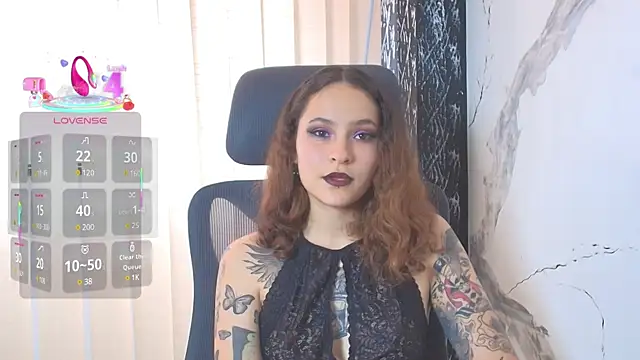 AnnyThompson  online show from March 20, 2025, 9:13 pm