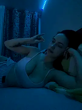 Kristis43 online show from September 20, 2025, 2:27 am